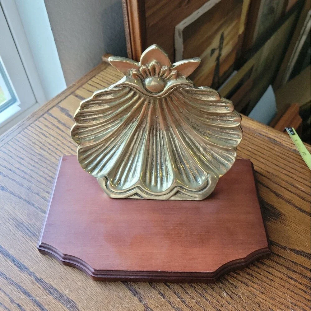Vtg Seashell Wall Shelf Solid Brass Wood Scallop Gold Shell Hollywood Regency